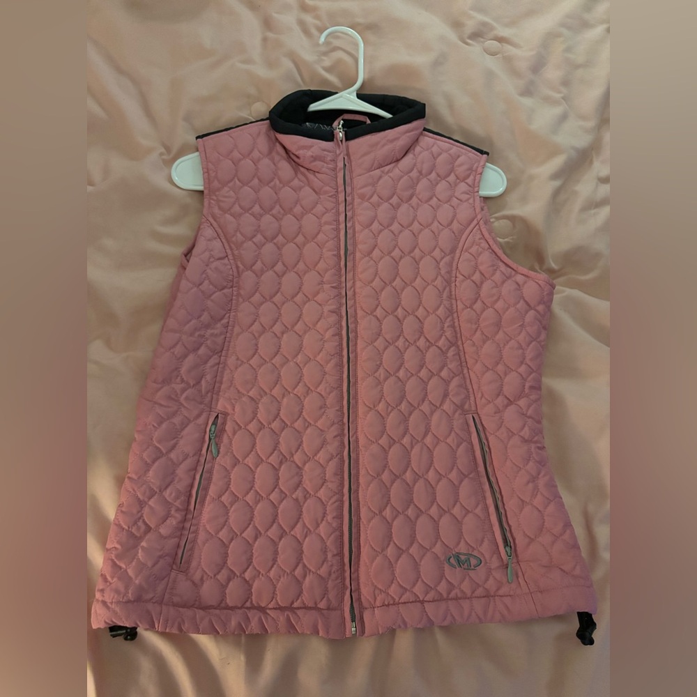 Marker pink vest